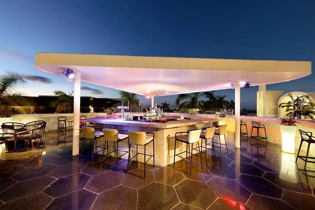 Grand Palladium Costa Mujeres Cancun Hotel