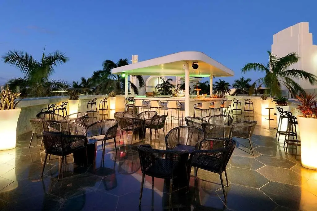 Hotel Grand Palladium Costa Mujeres Cancun Mexico