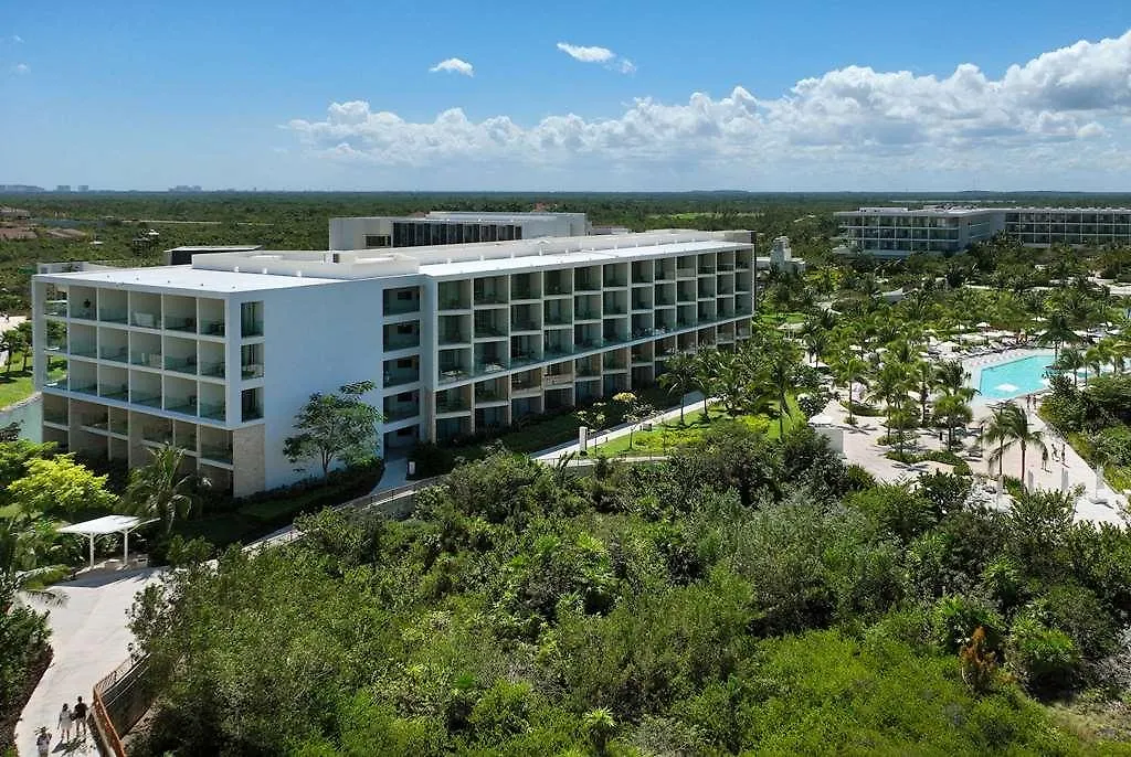 Grand Palladium Costa Mujeres Cancun Mexico
